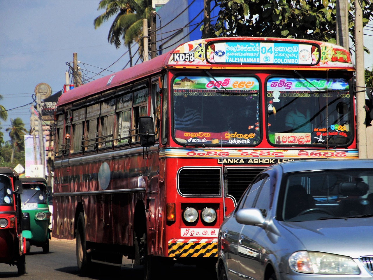 srilanka_bus